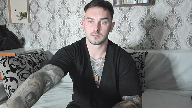 Jonmusclemaster online show from December 2024 08:39:01 PM