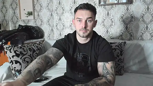 Jonmusclemaster online show from December 2024 07:54:01 PM