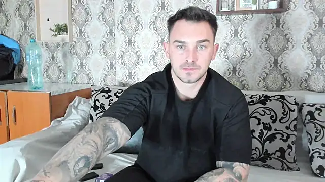 Jonmusclemaster online show from February 2025 11:42:01 AM