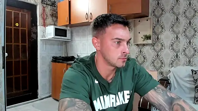 Jonmusclemaster online show from September 2025 07:36:01 PM