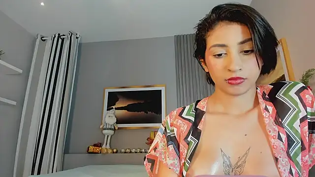 Snapshot of Angelbae- chatting on December 2024 08:00:01 PM Angelbae- online show from December 2024 08:00:01 PM