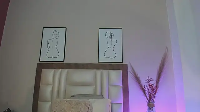 Snapshot of AlissaNix chatting on October 2025 07:14:01 PM AlissaNix online show from October 2025 07:14:01 PM