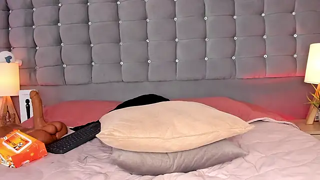 Poacahontasfg online show from February 2025 04:03:01 AM