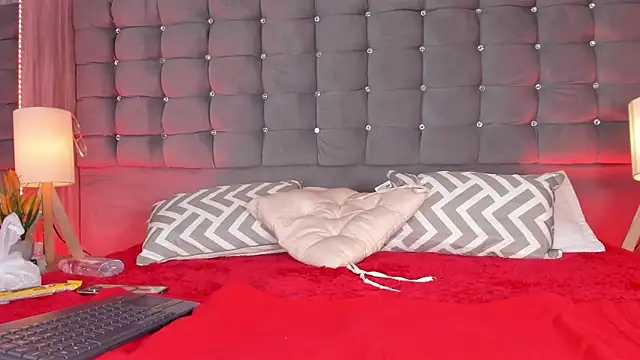 Poacahontasfg online show from November 2025 04:01:02 AM