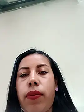 Snapshot of _andrea30 chatting on February 2025 11:55:02 AM andrea30 online show from February 2025 11:55:02 AM