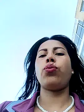 Snapshot of _andrea30 chatting on September 2025 11:43:02 AM andrea30 online show from September 2025 11:43:02 AM