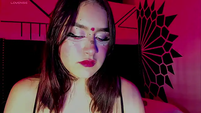 LailaCatt online show from March 2025 06:20:02 AM