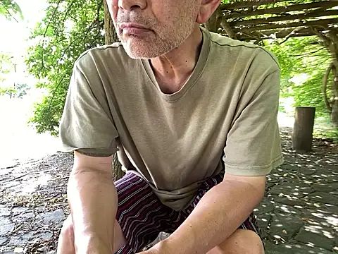 Snapshot of ge3noxxx chatting on June 2026 02:27:02 AM ge3noxxx online show from June 2026 02:27:02 AM