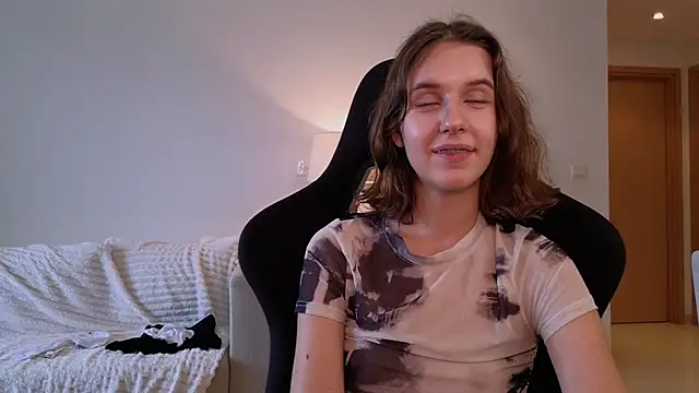 Snapshot of VanessaBayer2 chatting on December 2024 07:33:02 AM VanessaBayer2 online show from December 2024 07:33:02 AM