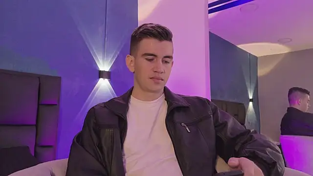 MikaelSlow online show from March 2026 04:31:01 AM