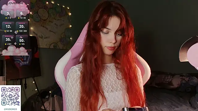 KudeMeows online show from December 2025 04:47:02 PM