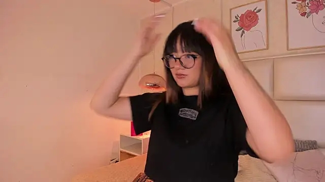 Aily Yozuko online show from March 2026 02:40:01 AM