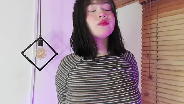 GENNESIS LOVE online show from November 2025 02:55:02 AM