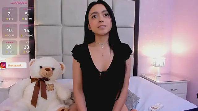 HannaClarrk  online show from December 2024 11:36:01 AM