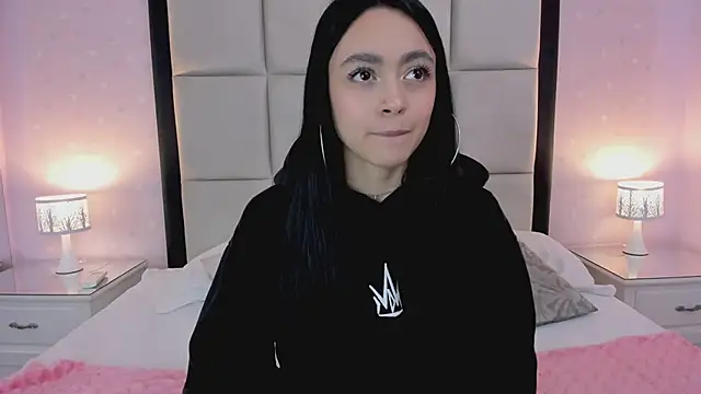 HannaClarrk  online show from January 2025 11:12:02 AM