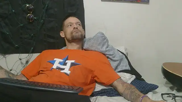 SoloMan2023 online show from October 2025 12:46:02 AM