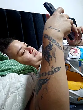 Liancy online show from December 2025 04:46:02 PM