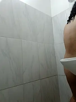 Liancy online show from January 2026 06:54:01 PM