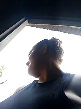 Liancy online show from February 2026 08:32:02 PM