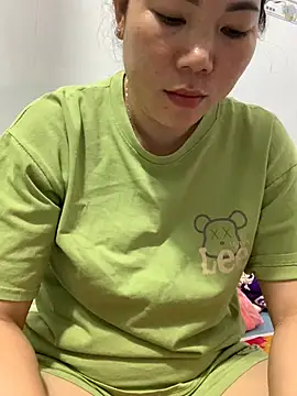 Baby-bigtits online show from February 2025 01:19:02 PM