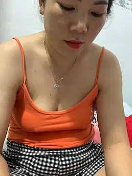 Baby-bigtits online show from March 2025 10:33:02 AM