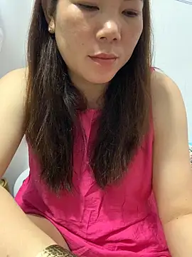 Baby-bigtits online show from October 2025 03:12:01 PM