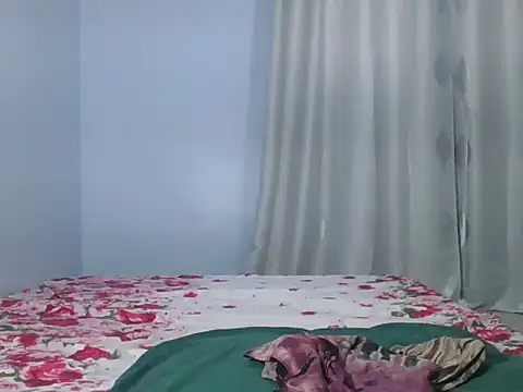 sandra sauvage online show from September 2025 07:30:02 AM