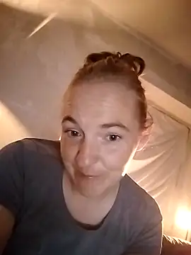 KikiTheHague online show from September 2025 08:20:02 PM