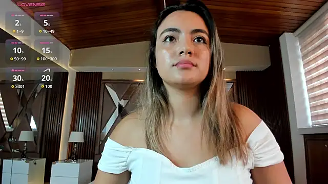 IsabellaaJoness online show from July 2026 01:36:02 PM