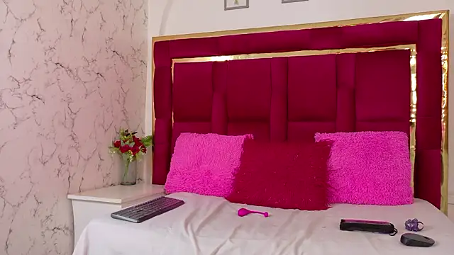 CoralHarrinson online show from January 2026 08:18:02 PM