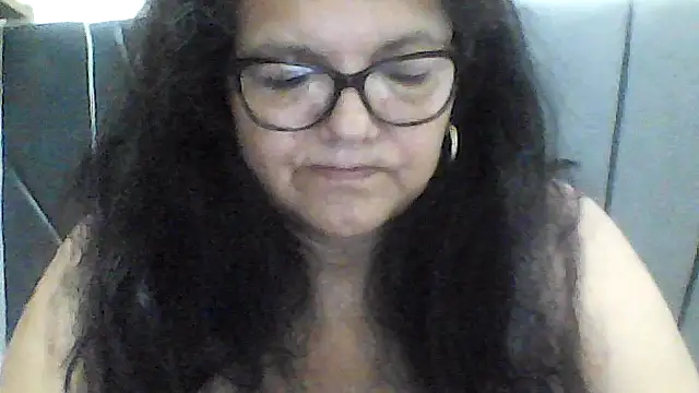 kassandra02 online show from October 2025 03:45:01 PM