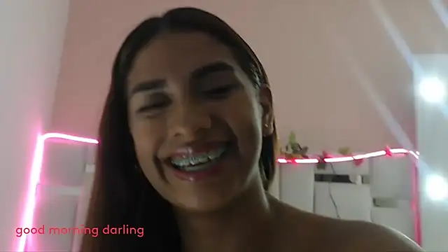 Vivi bless online show from October 2025 01:07:01 PM