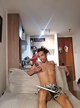 Redfloweer1 online show from December 2024 01:46:01 AM