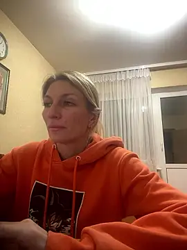 Your Dayana online show from December 2024 02:38:01 PM