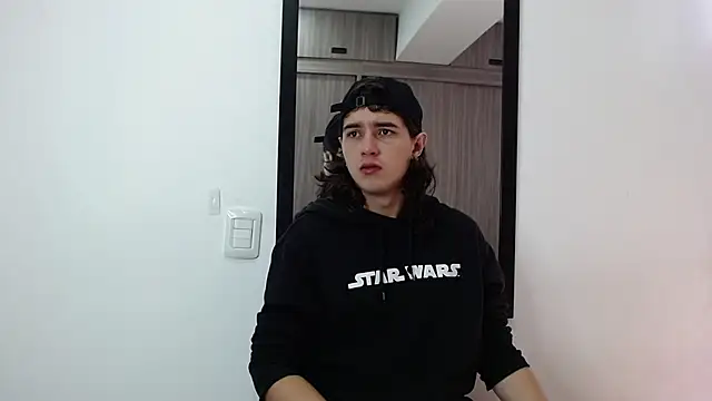 alex connorr online show from February 2025 02:57:01 PM