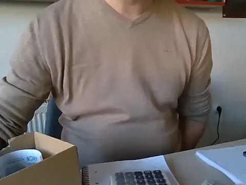 Snapshot of fikoivos chatting on March 2026 03:41:01 PM fikoivos online show from March 2026 03:41:01 PM