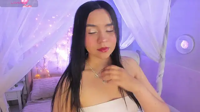 Snapshot of Hanna__Becker_ chatting on March 2025 03:29:01 AM Hanna Becker online show from March 2025 03:29:01 AM