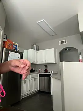 Snapshot of juicyyy323 chatting on January 2025 11:29:01 PM juicyyy323 online show from January 2025 11:29:01 PM