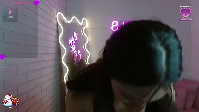 Snapshot of Pia_tay chatting on December 2024 06:40:01 AM Pia tay online show from December 2024 06:40:01 AM