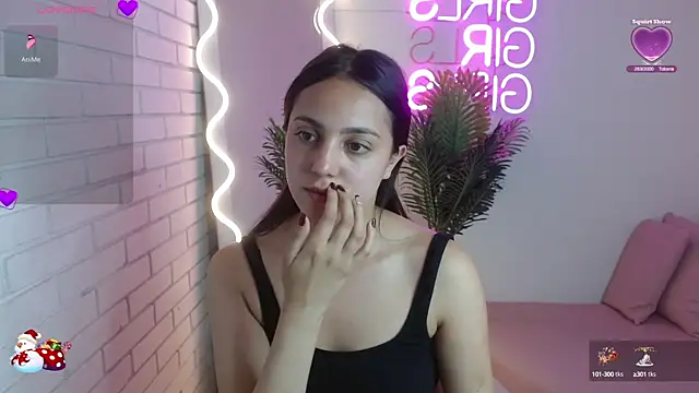 Snapshot of Pia_tay chatting on December 2024 07:06:02 AM Pia tay online show from December 2024 07:06:02 AM