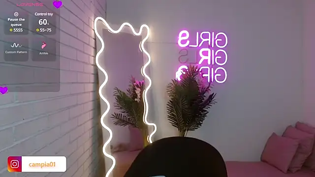 Snapshot of Pia_tay chatting on February 2025 09:47:02 AM Pia tay online show from February 2025 09:47:02 AM