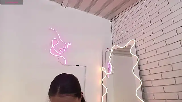 Snapshot of Pia_tay chatting on September 2025 07:15:02 PM Pia tay online show from September 2025 07:15:02 PM