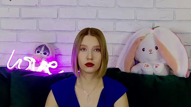 LiliLinn online show from March 2025 05:08:01 AM