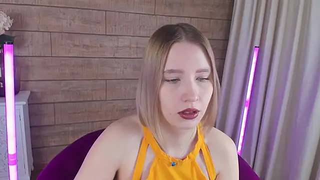 LiliLinn online show from March 2025 04:57:02 AM