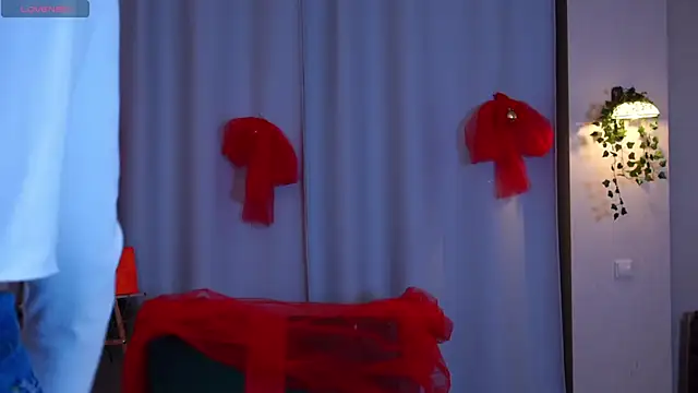 Snapshot of EmmaFisherf chatting on January 2025 04:17:01 PM EmmaFisherf online show from January 2025 04:17:01 PM