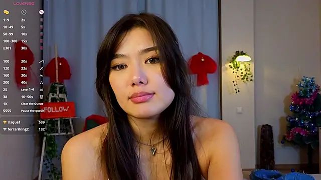 Snapshot of EmmaFisherf chatting on January 2025 07:10:01 PM EmmaFisherf online show from January 2025 07:10:01 PM