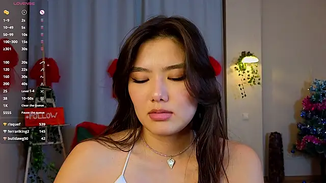 Snapshot of EmmaFisherf chatting on January 2025 10:13:02 PM EmmaFisherf online show from January 2025 10:13:02 PM