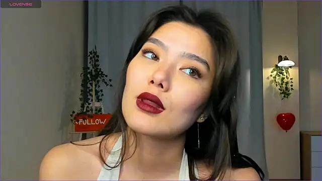 Snapshot of EmmaFisherf chatting on February 2025 04:12:02 PM EmmaFisherf online show from February 2025 04:12:02 PM