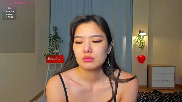 Snapshot of EmmaFisherf chatting on February 2025 04:10:02 PM EmmaFisherf online show from February 2025 04:10:02 PM