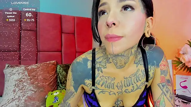 NinaInk online show from February 2025 07:17:02 PM